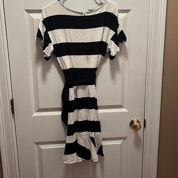 Loft dress - Picture 4 of 4